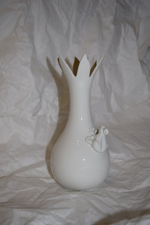 Märchenporzellan ® Vase schmal mit weißem Frosch